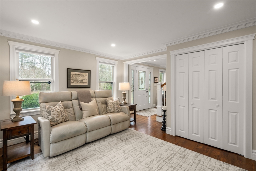 57 Fairhaven Lane Barnstable, MA 02632 - Photo 12 of 40