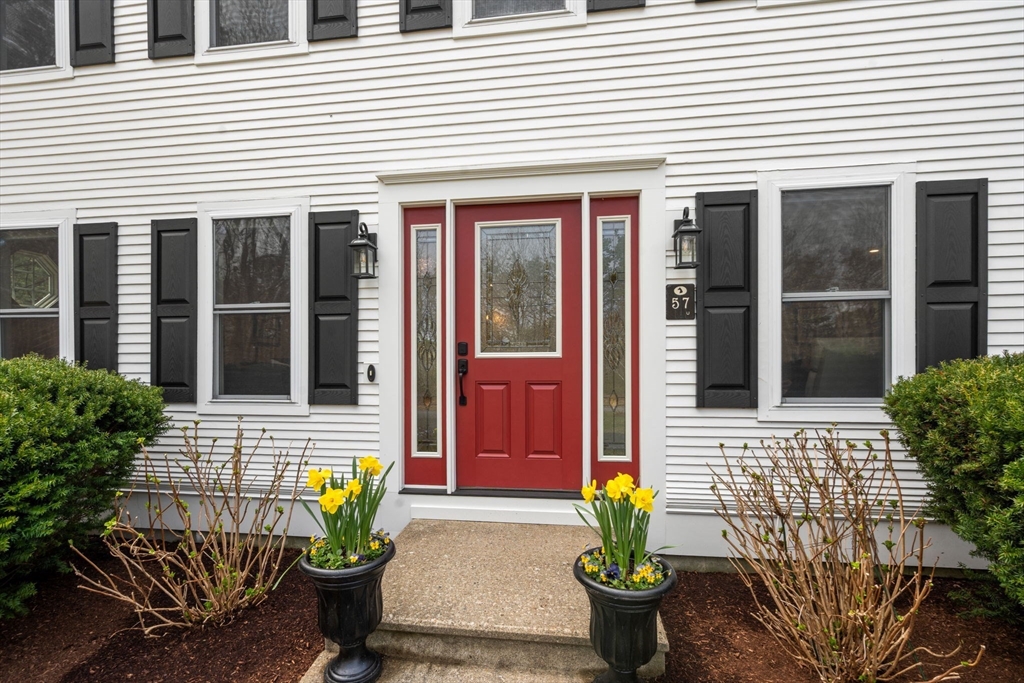 57 Fairhaven Lane Barnstable, MA 02632 - Photo 3 of 40