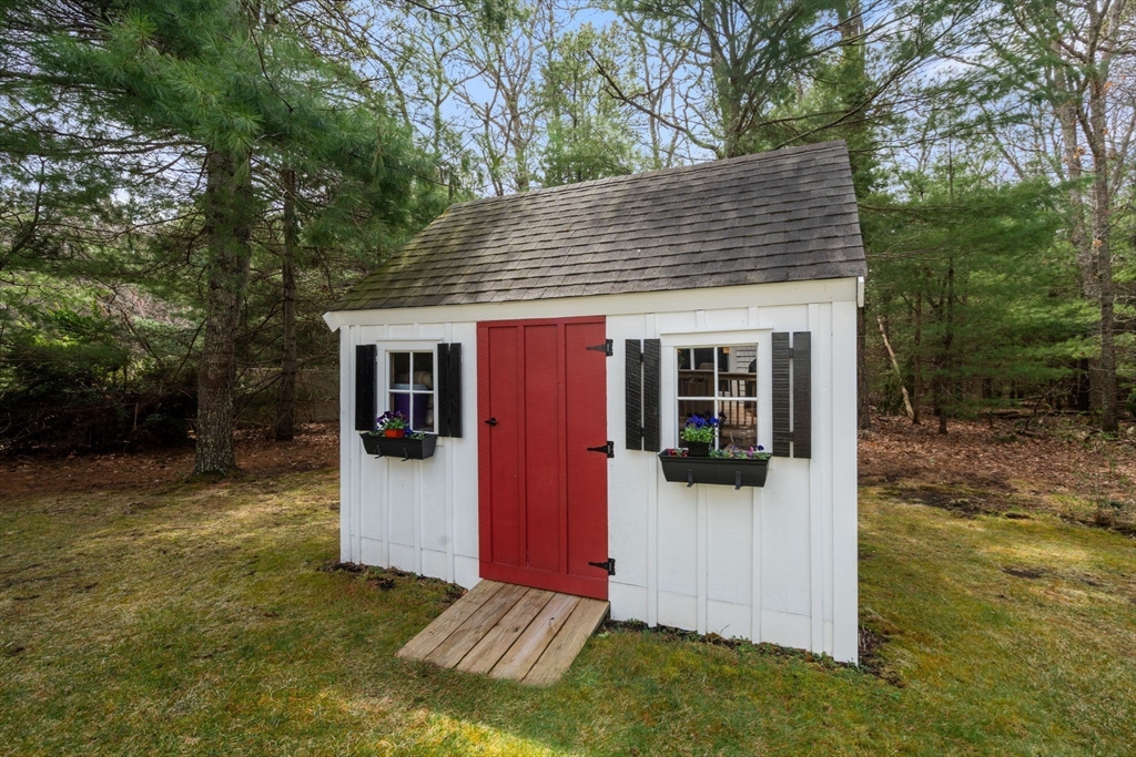 57 Fairhaven Lane Barnstable, MA 02632 - Photo 33 of 40