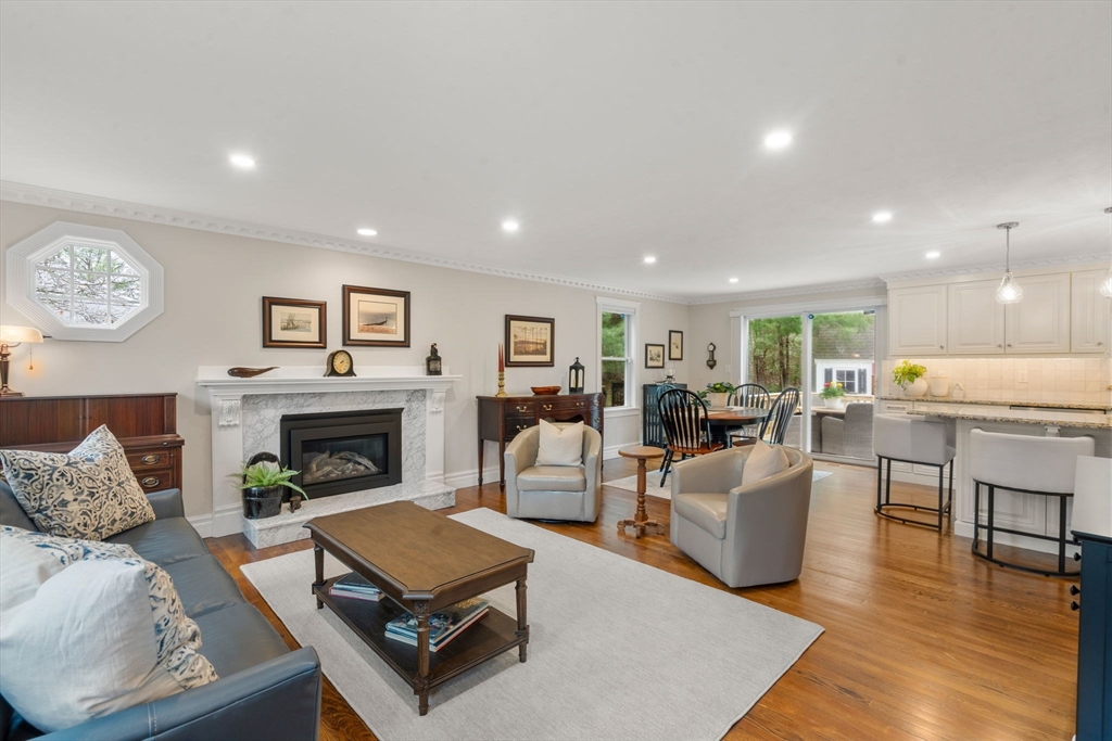57 Fairhaven Lane Barnstable, MA 02632 - Photo 4 of 40