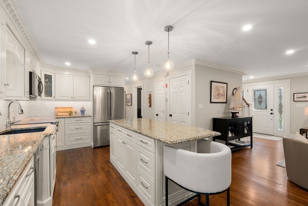 57 Fairhaven Lane Barnstable, MA 02632 - Photo 9 of 40
