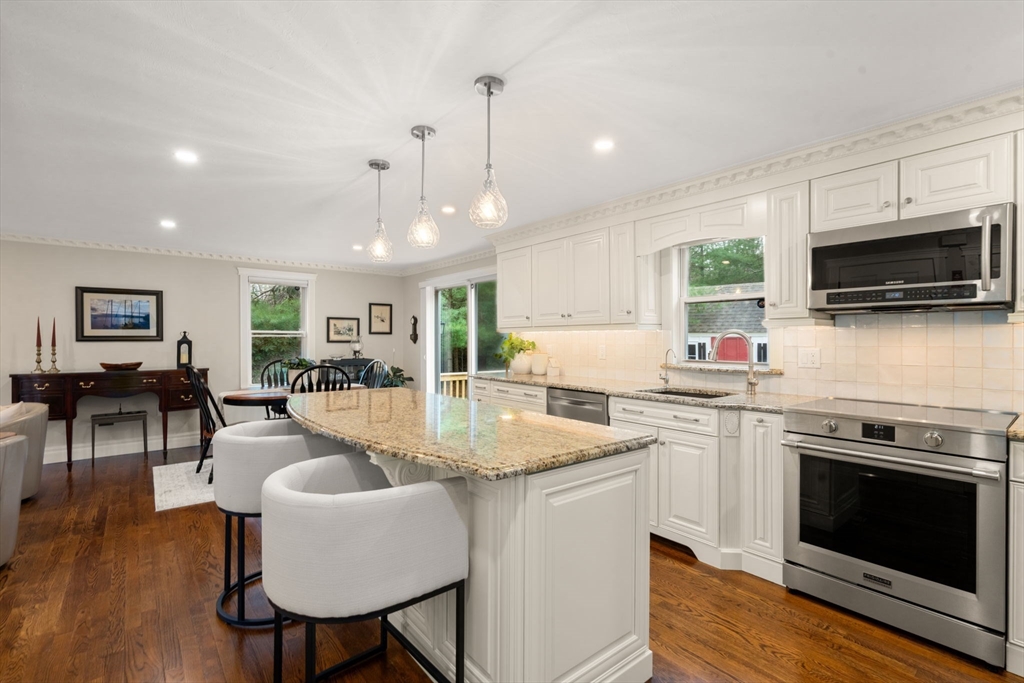 57 Fairhaven Lane Barnstable, MA 02632 - Photo 10 of 40