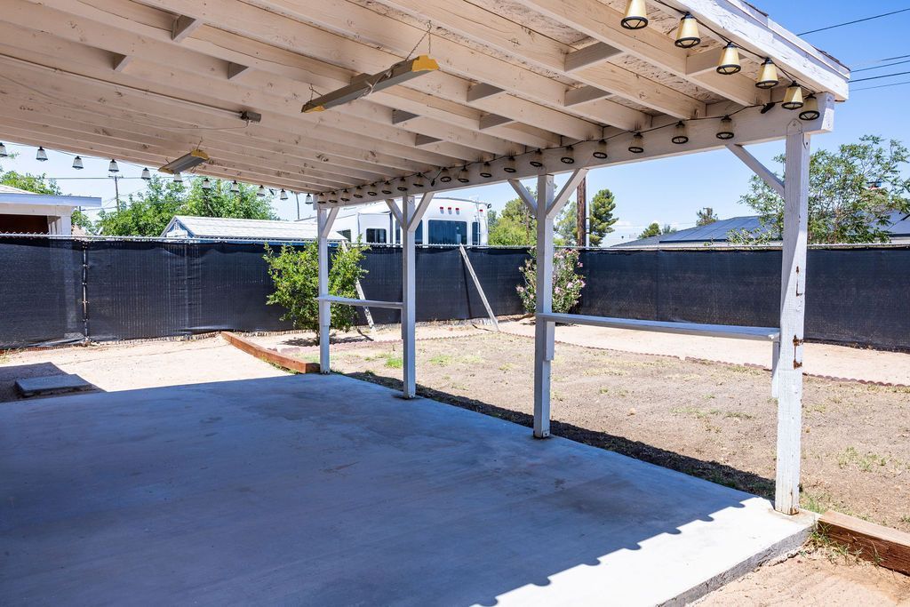 1036 West Mariposa Avenue Ridgecrest, CA 93555 - Photo 26 of 33