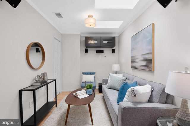 $962,000 | 2120 North Capitol Street Northwest, Washington, DC 20002