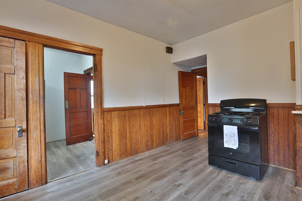 4 Trowbridge Road Worcester, MA 01609 - Photo 17 of 25