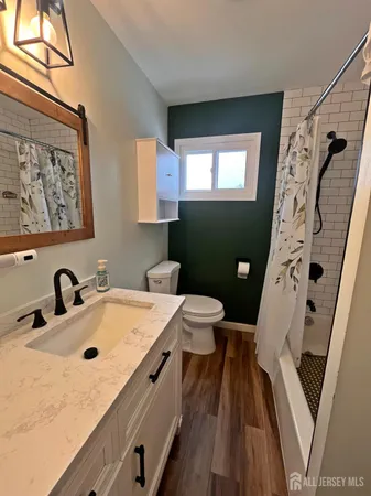 $3,200 | 100 Pinetree Drive, Sayreville, NJ 08859