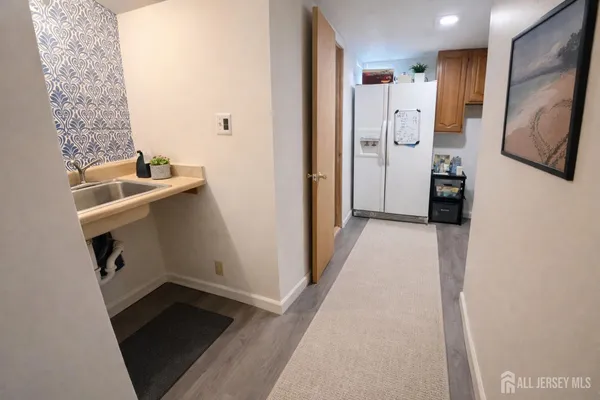 $3,200 | 100 Pinetree Drive, Sayreville, NJ 08859