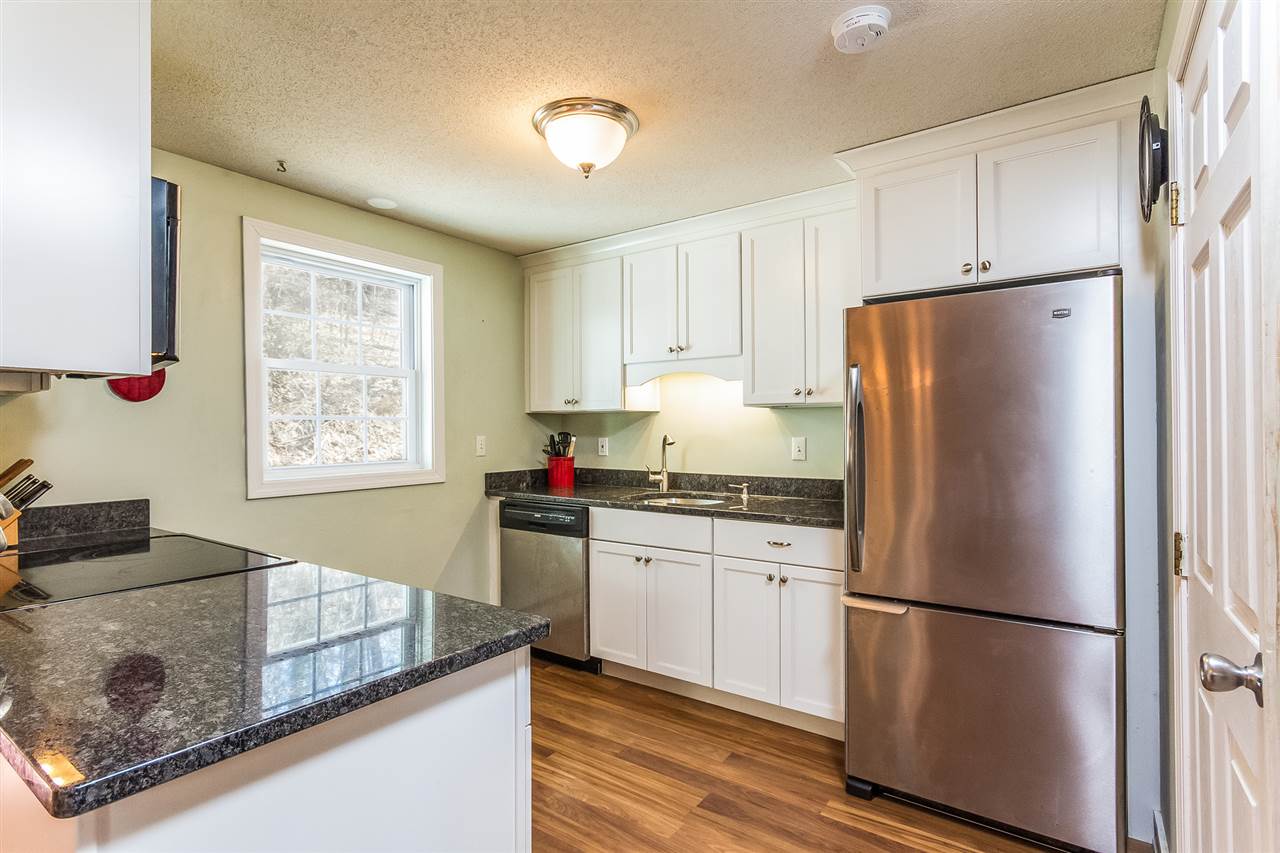 51 A Dale Road Hooksett, NH 03106 - Photo 11 of 35