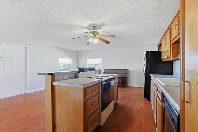 $299,000 | 434 Pompano Street, Bayou Vista, TX 77563