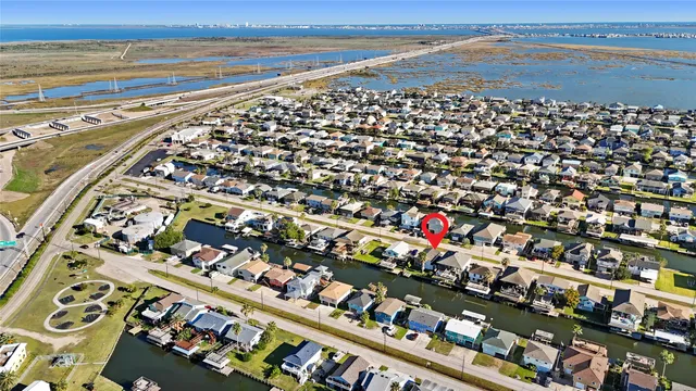 $299,000 | 434 Pompano Street, Bayou Vista, TX 77563