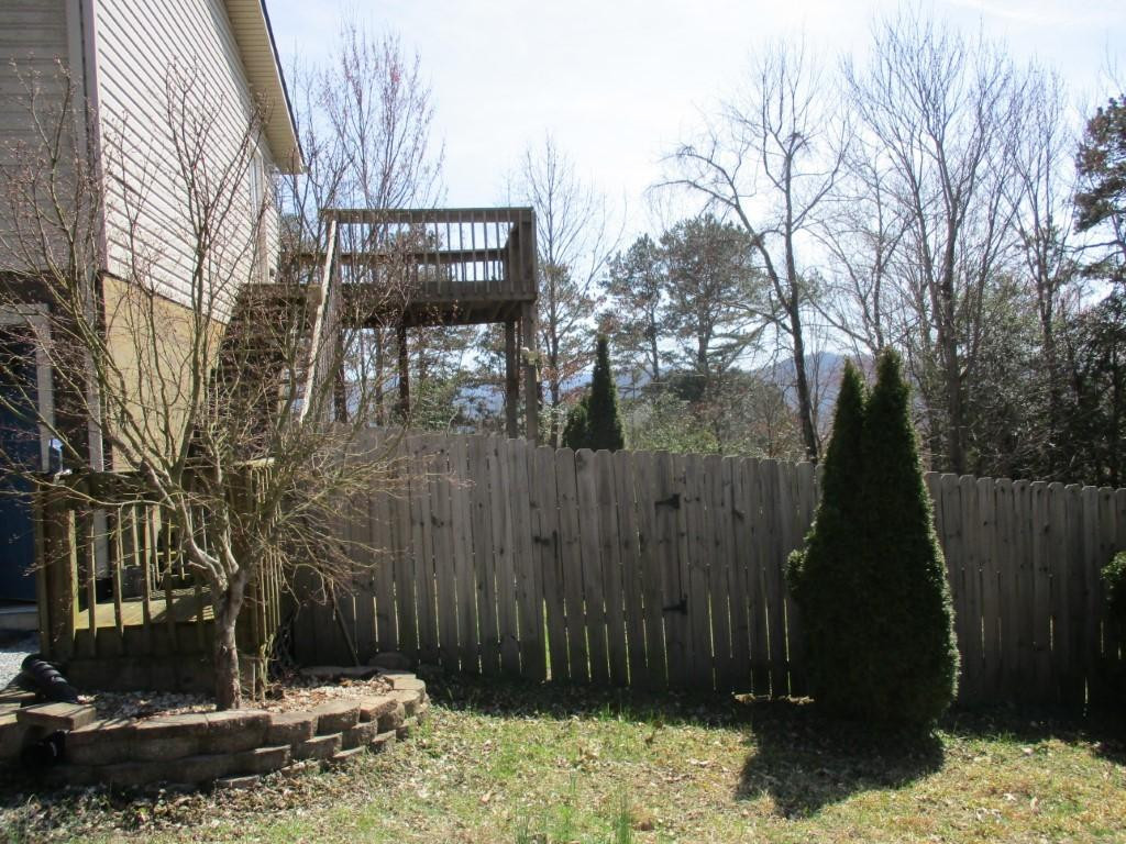 112 Zeb Grindstaff Road Elizabethton, TN 37643 - Photo 26 of 32 Photo 30
