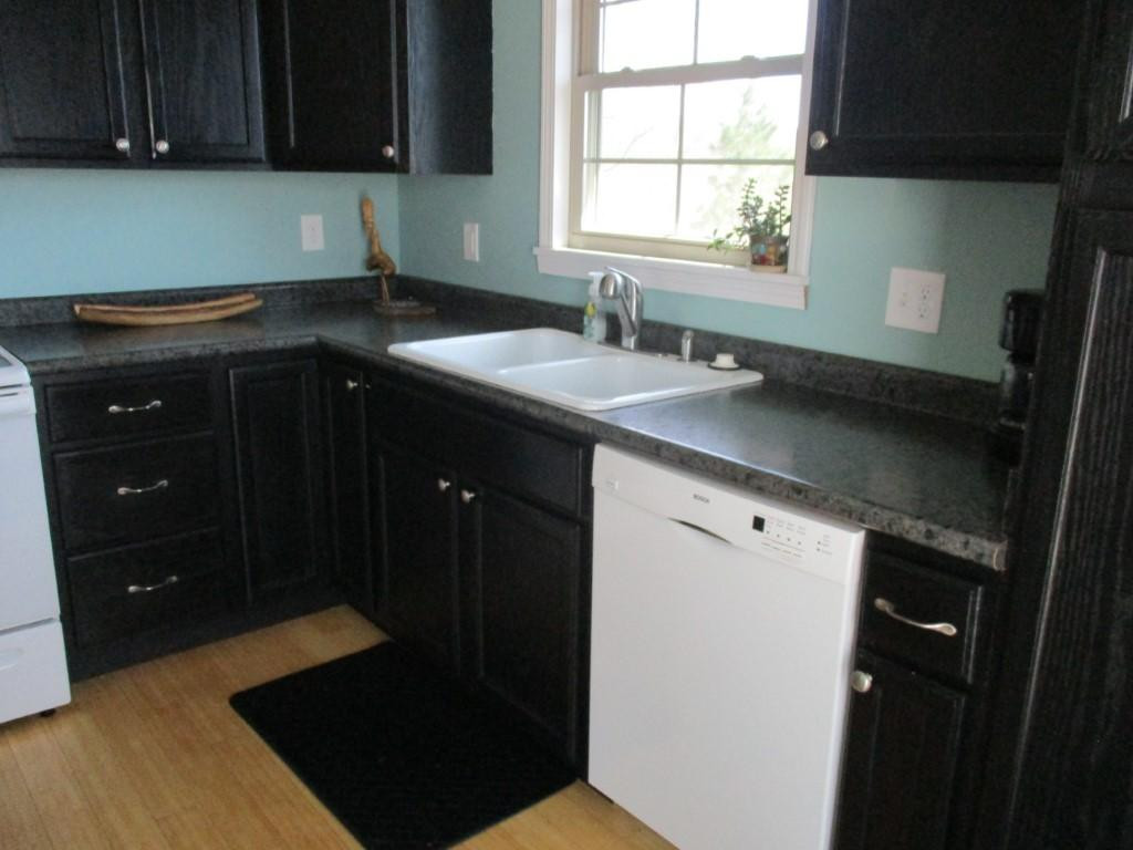 112 Zeb Grindstaff Road Elizabethton, TN 37643 - Photo 6 of 32 Photo 6