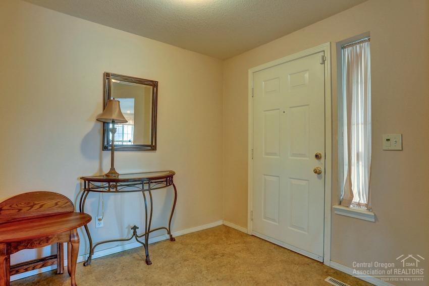 20033 Powers Road Bend, OR 97702 - Photo 2 of 25 Additional Photo