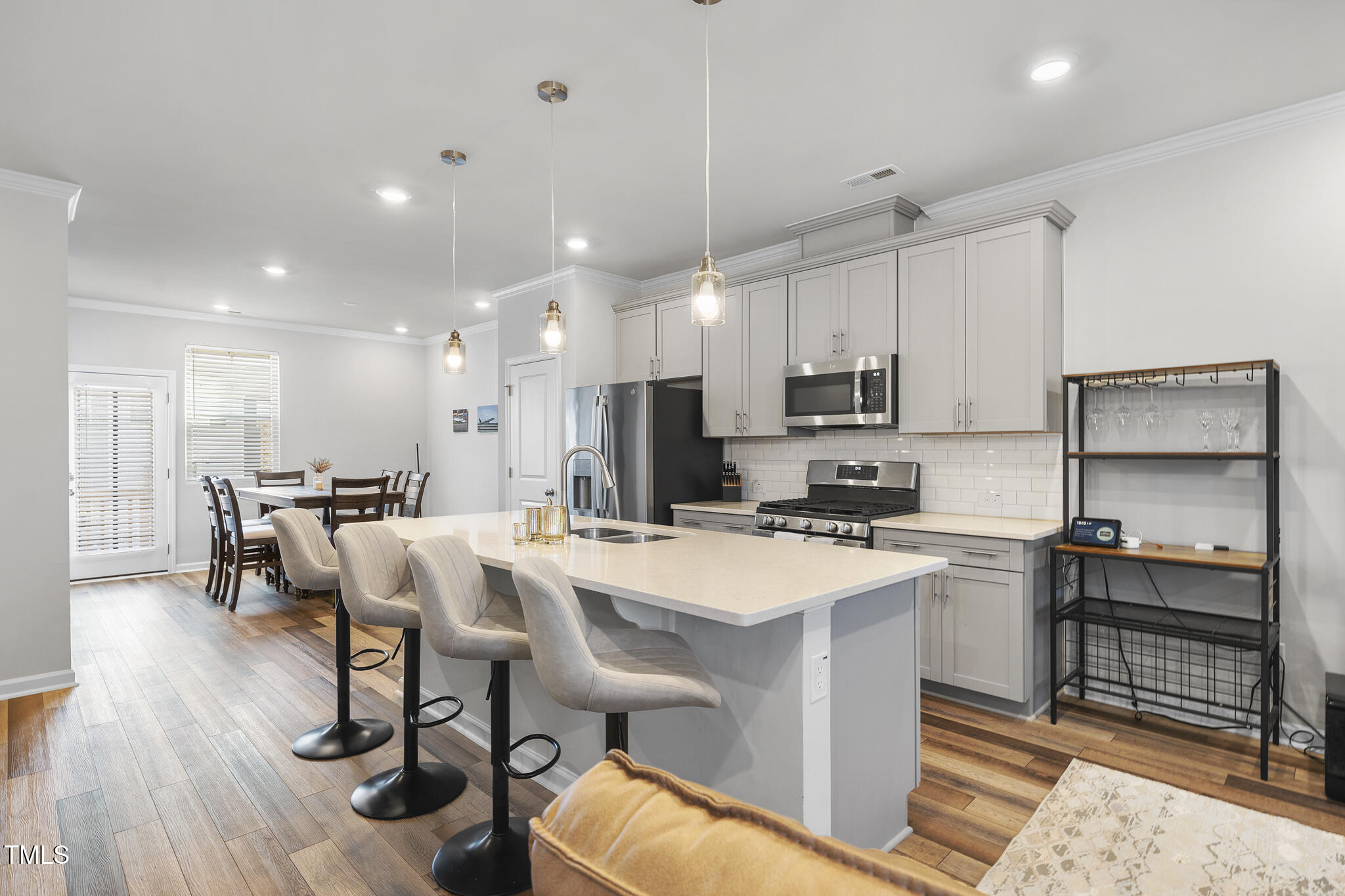 6318 Perry Creek Road Raleigh, NC 27616 - Photo 5 of 21 DSC04844