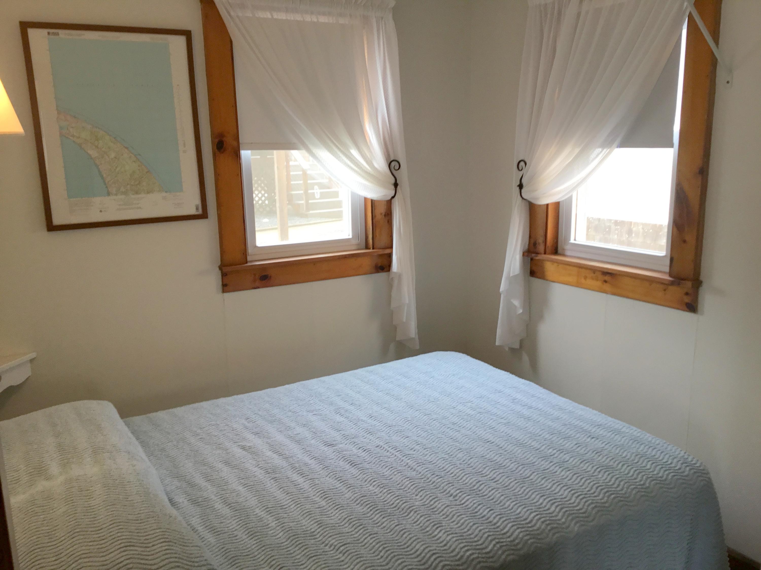 566 Shore Road, Unit 2 Truro, MA 02666 - Photo 9 of 16 IMG_0051 (002)