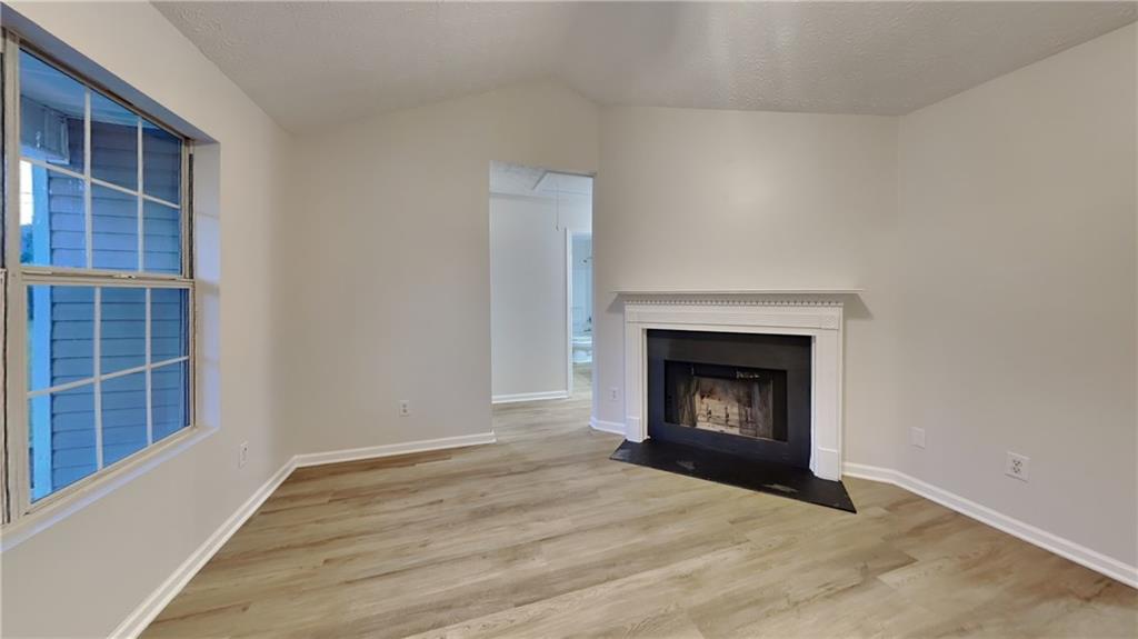 943 Colvin Drive Locust Grove, GA 30248 - Photo 4 of 21