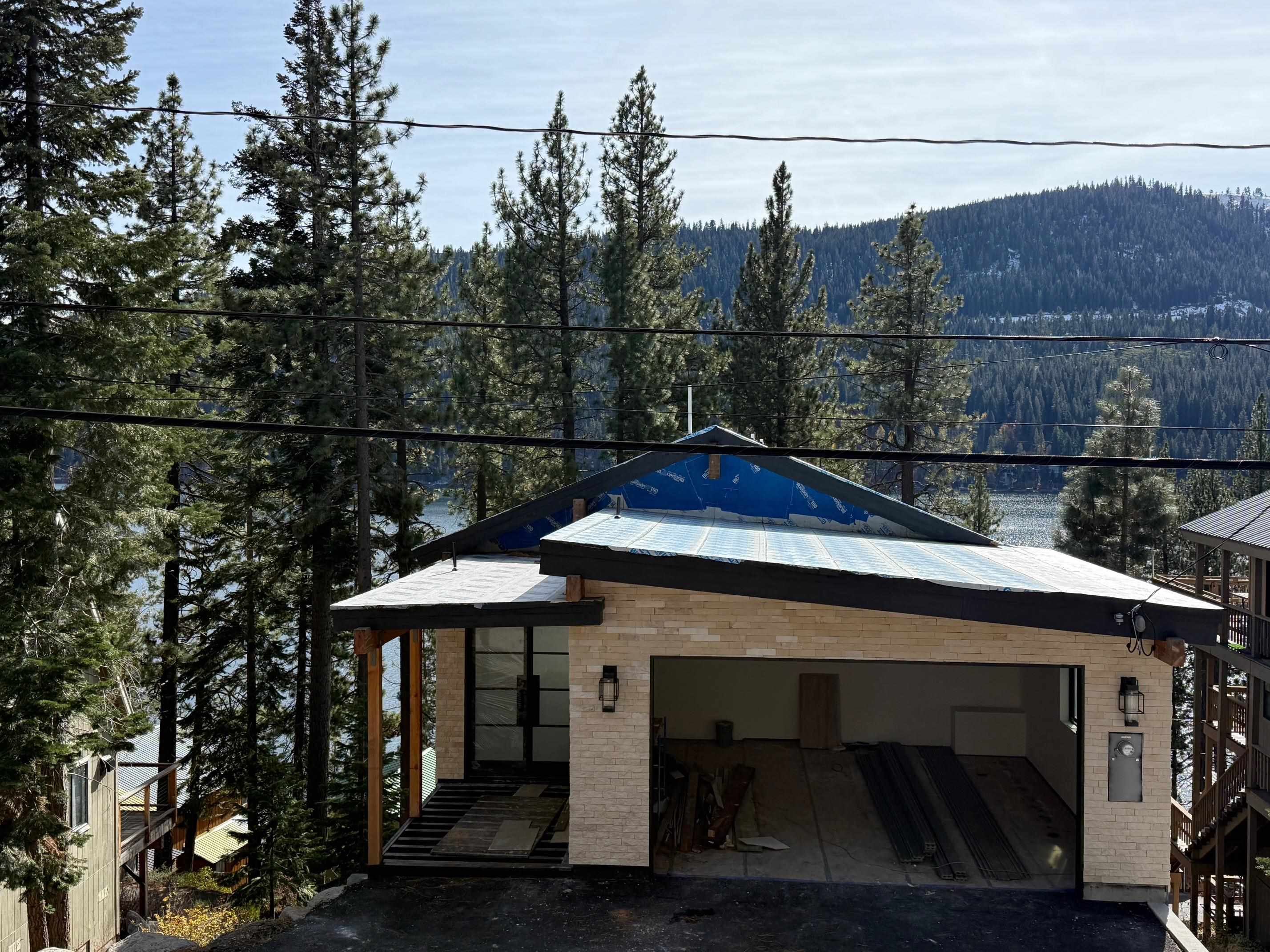 14459 East Reed Avenue Truckee, CA 96161 - Photo 3 of 28 Gallery Image 3