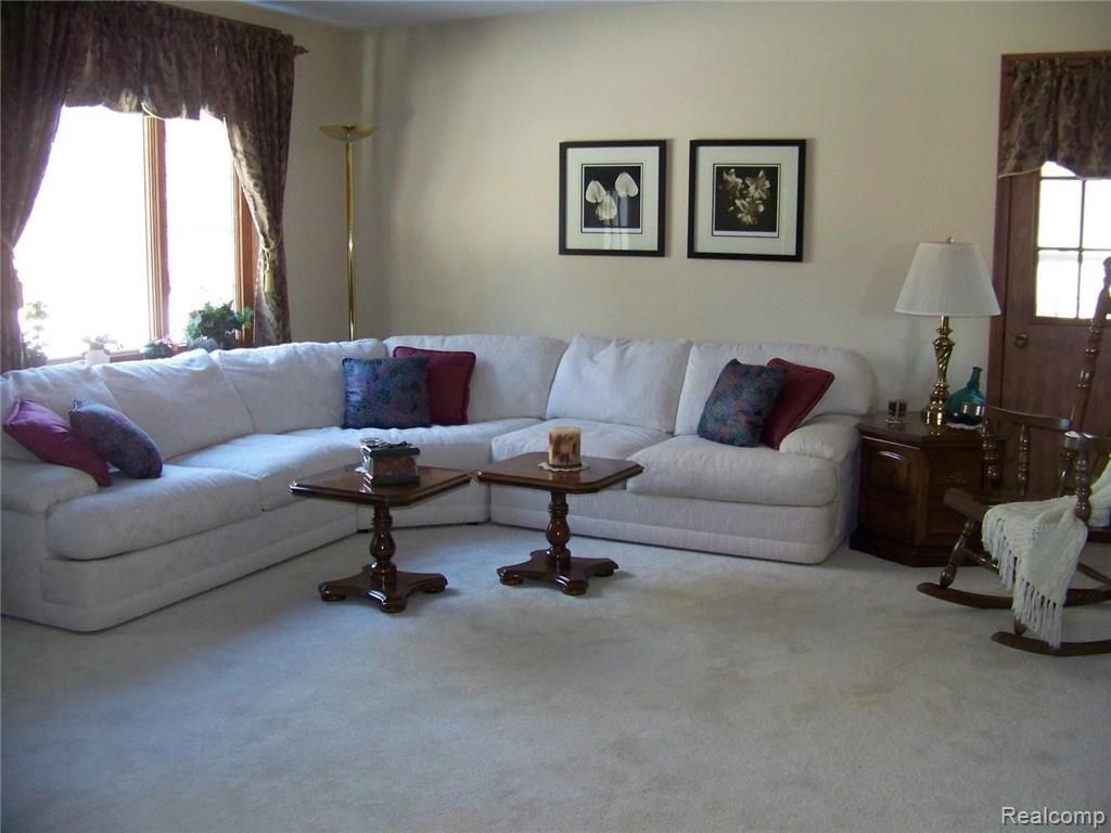 4587 Shifman Road Goodrich, MI 48438 - Photo 9 of 15 100_3024.JPG