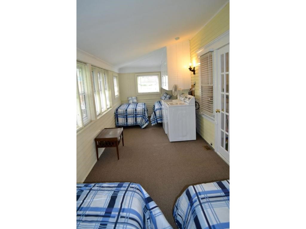 324 Long Sands Road York, ME 03909 - Photo 14 of 31 Gallery Image 14