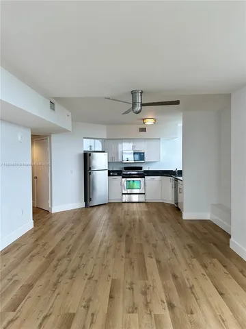 $1,288,000 | 1330 West Avenue, Unit 3007, Miami Beach, FL 33139