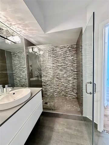 $1,288,000 | 1330 West Avenue, Unit 3007, Miami Beach, FL 33139