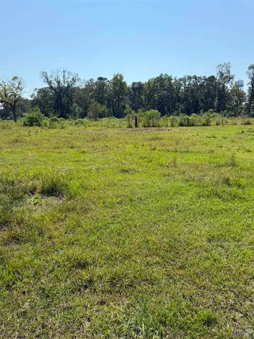 $175,000 | 3 Lockhart Road, Denham Springs, LA 70726