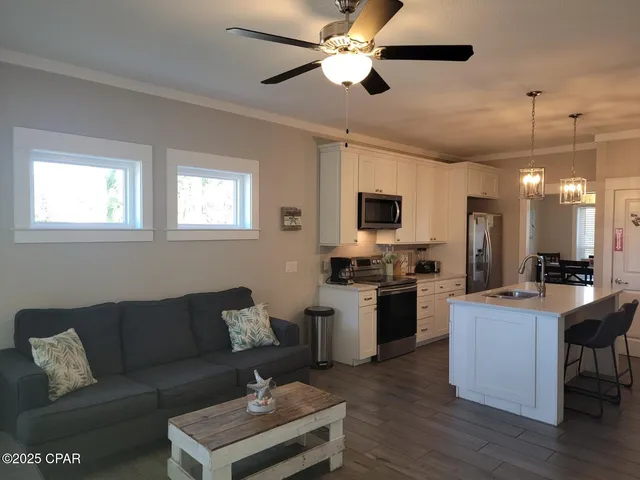 $2,500 | 100 Seabreeze Circle, Panama City Beach, FL 32461