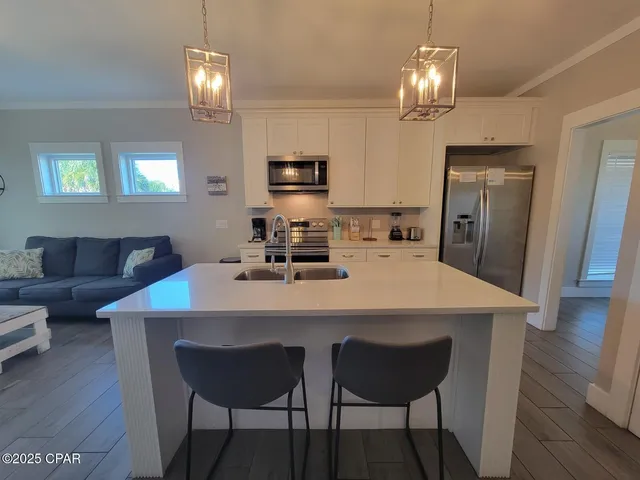 $2,500 | 100 Seabreeze Circle, Panama City Beach, FL 32461