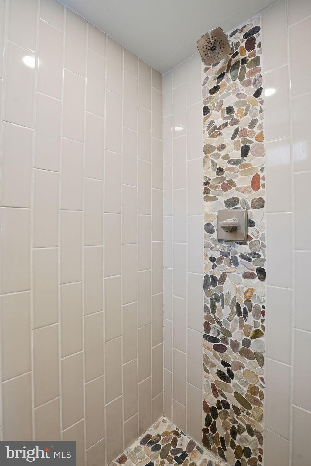 212 Spruce Avenue Edgewater, MD 21037 - Photo 26 of 45 2nd Full Bathroom