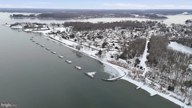 $440,000 | 212 Spruce Avenue, Edgewater, MD 21037