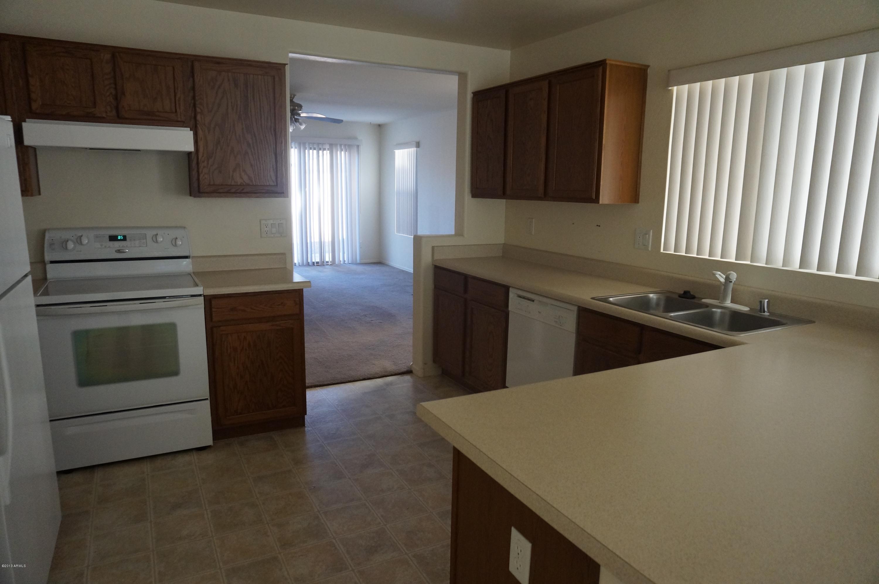 12470 West Redfield Road El Mirage, AZ 85335 - Photo 20 of 39 DSC00866