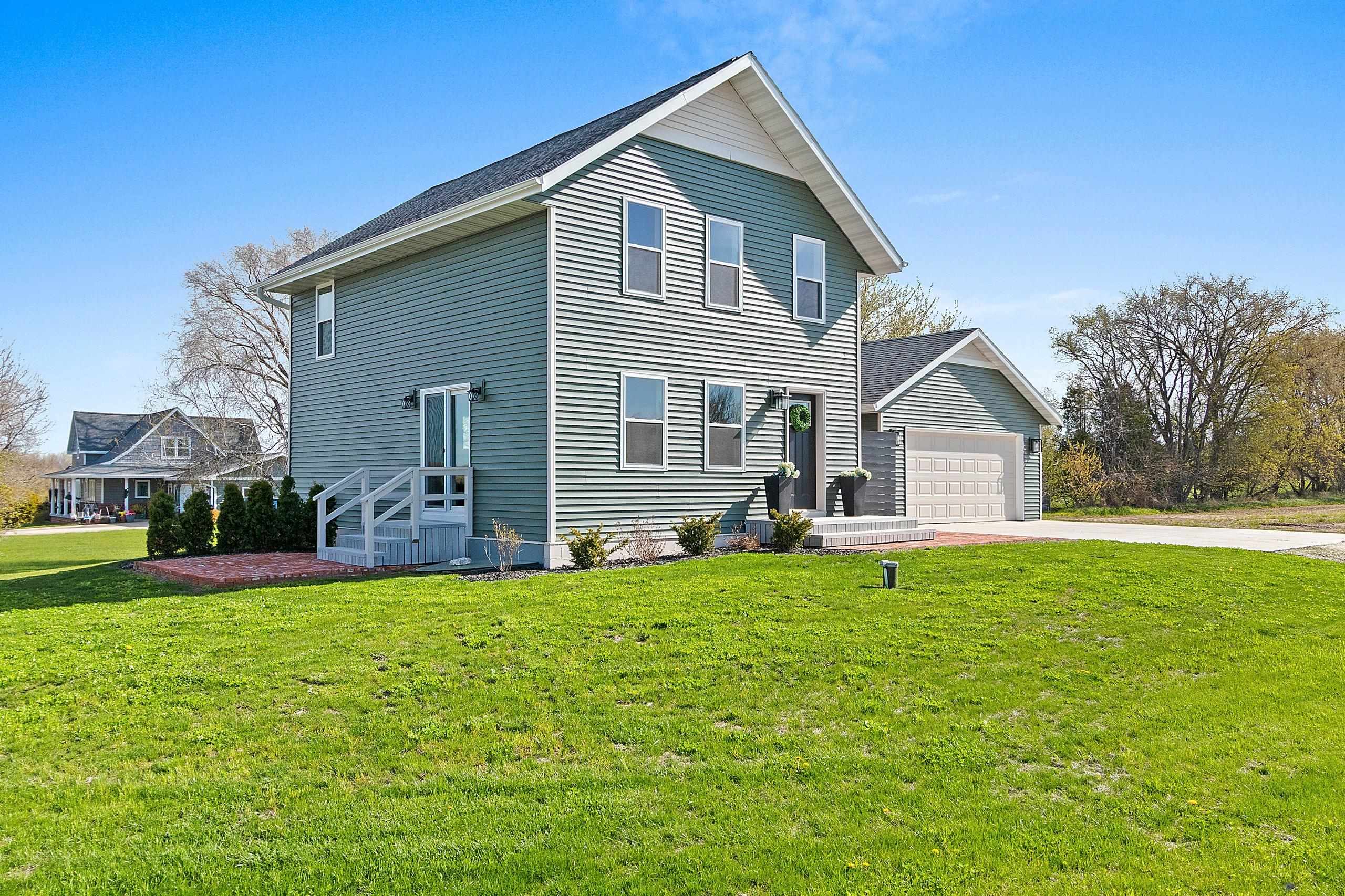 10892 Stage Road Brussels, WI 54204 - Photo 3 of 45