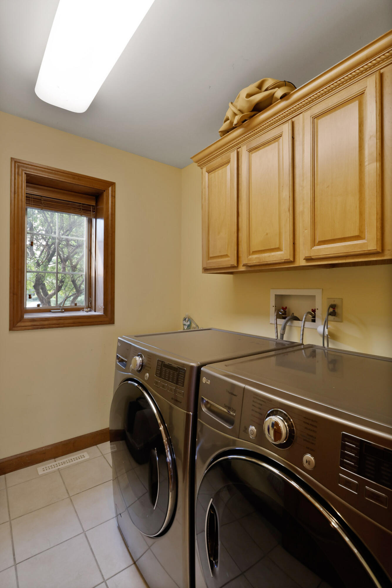 281 Larwick Circle Valparaiso, IN 46385 - Photo 23 of 40 1335x2000