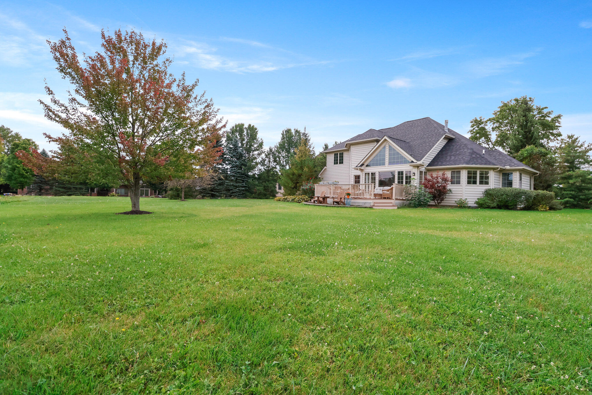281 Larwick Circle Valparaiso, IN 46385 - Photo 5 of 40 2048x1368