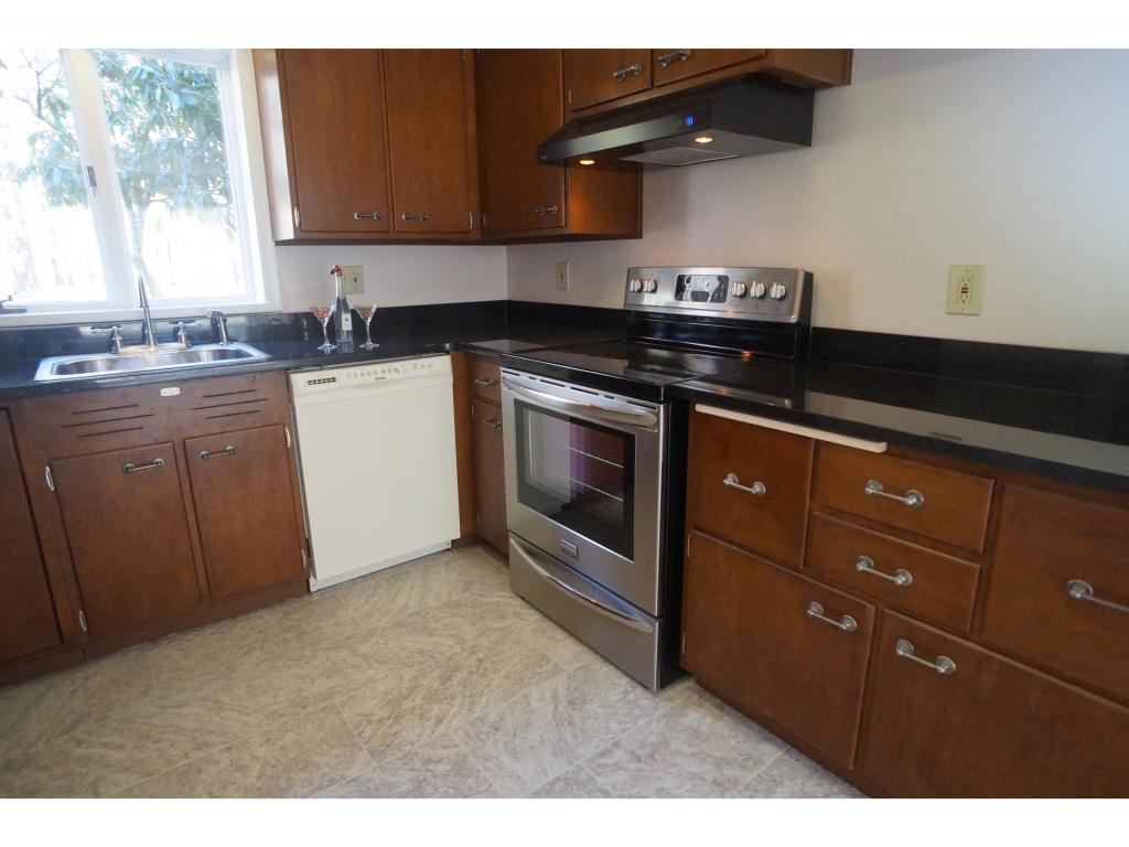 50 A Barbour Road Hampton, NH 03842 - Photo 9 of 28