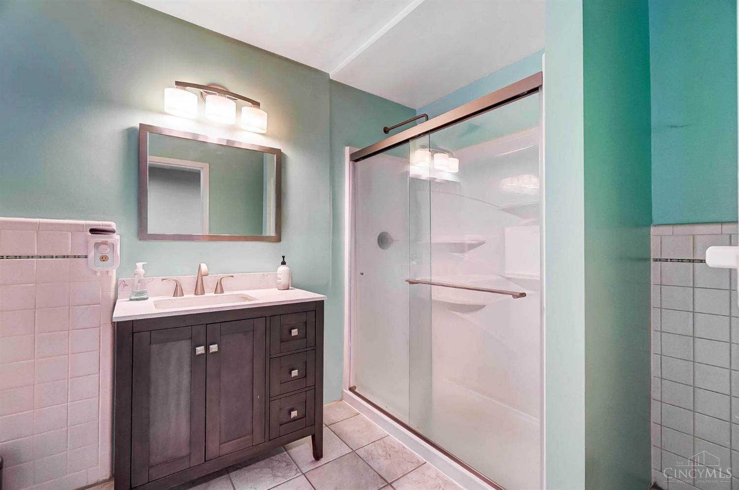 9930 Weik Road Cincinnati, OH 45252 - Photo 26 of 50 Gallery Image 26