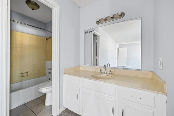 $105,000 | 3157 Tulip Poplar Drive, Unit 3157, Memphis, TN 38115