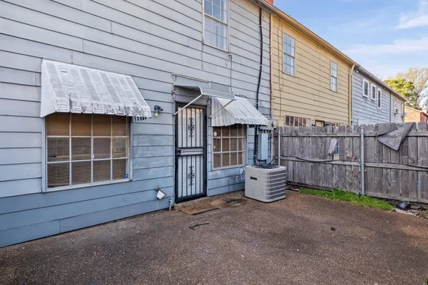 $115,000 | 3157 Tulip Poplar Drive, Unit 3157, Memphis, TN 38115