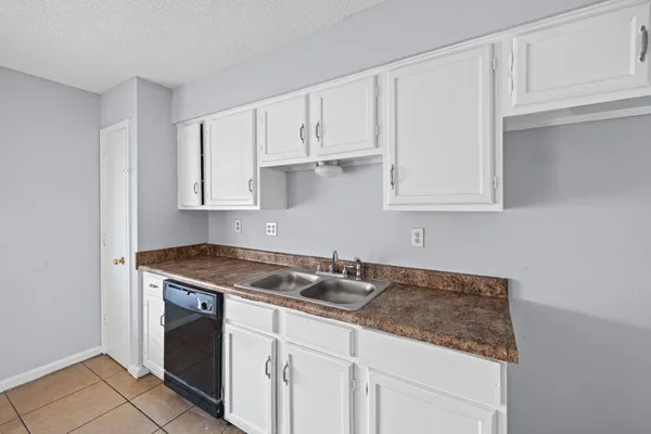 $115,000 | 3157 Tulip Poplar Drive, Unit 3157, Memphis, TN 38115