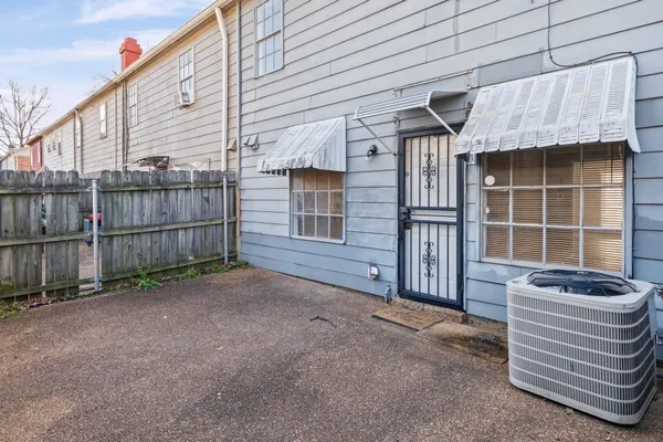 $115,000 | 3157 Tulip Poplar Drive, Unit 3157, Memphis, TN 38115