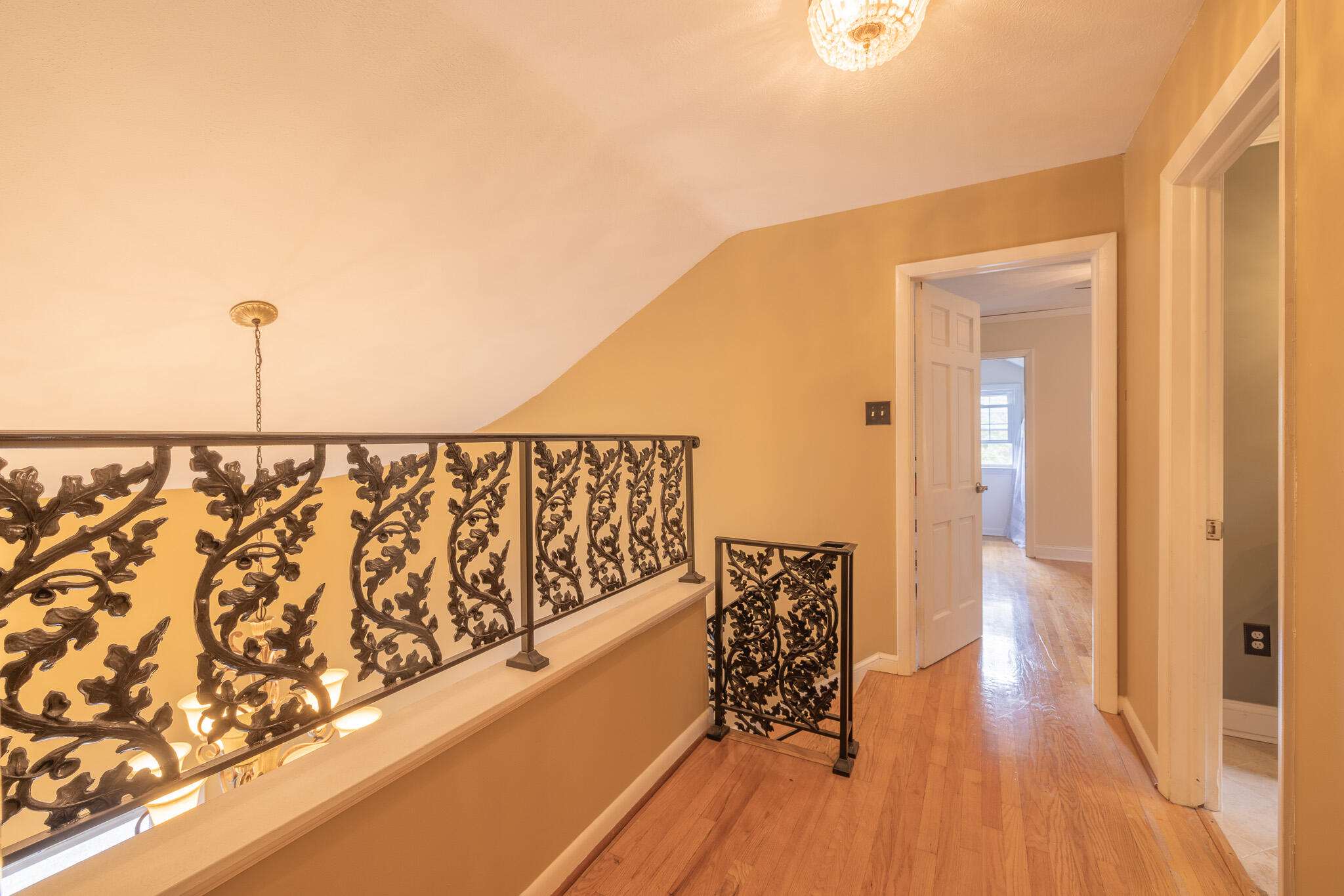 21347 Plantation Road Bristol, VA 24202 - Photo 22 of 38 1R9A4648-HDR