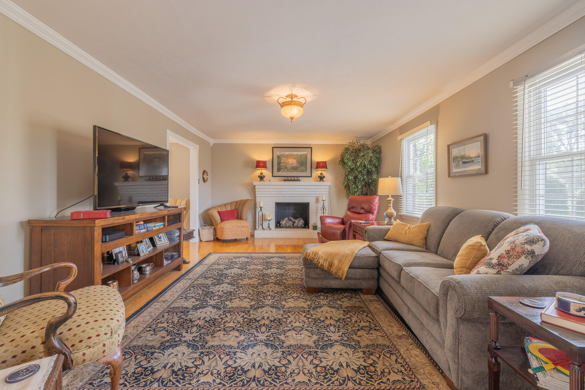 21347 Plantation Road Bristol, VA 24202 - Photo 3 of 38 1R9A4552-HDR