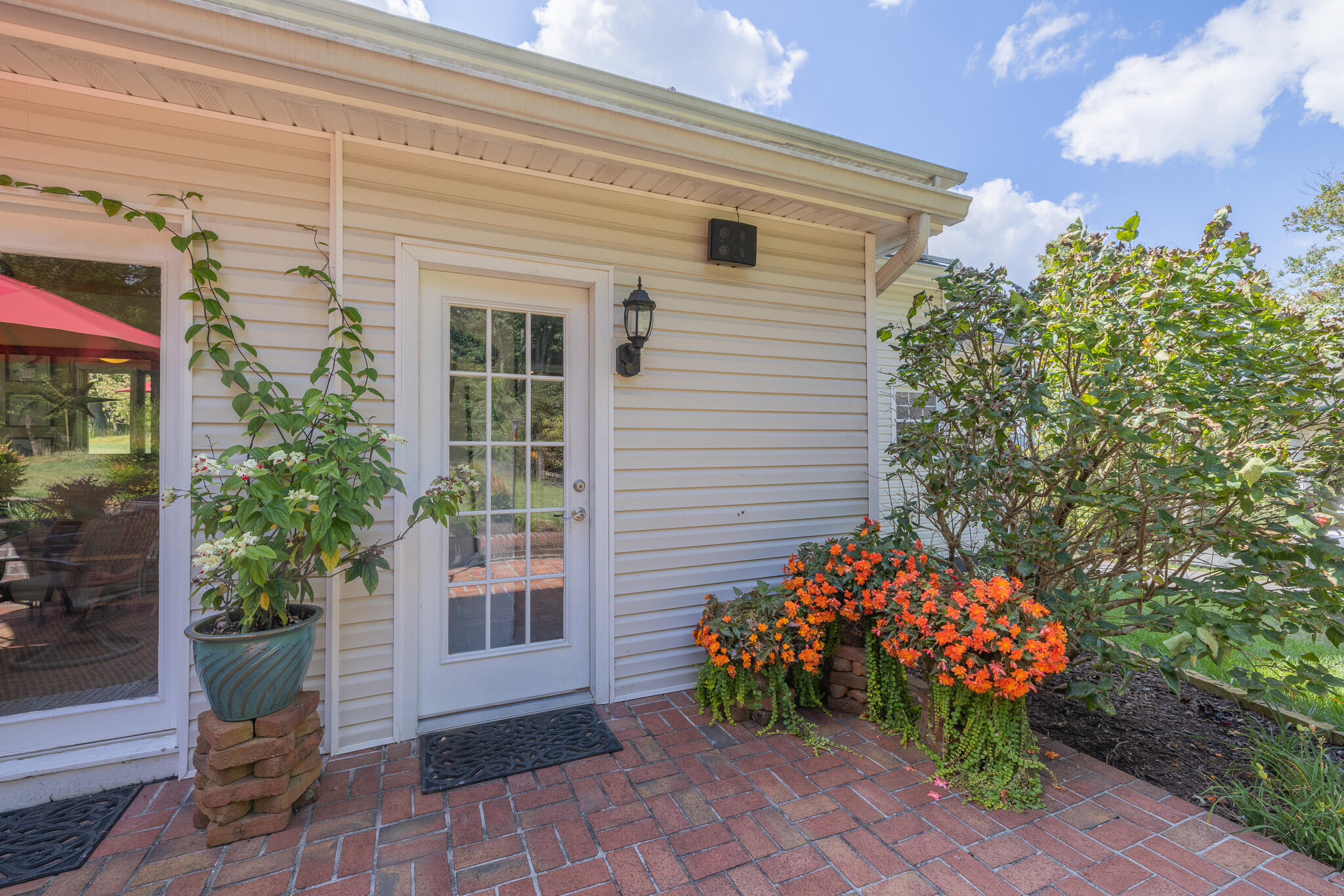 21347 Plantation Road Bristol, VA 24202 - Photo 34 of 38 1R9A4675-HDR