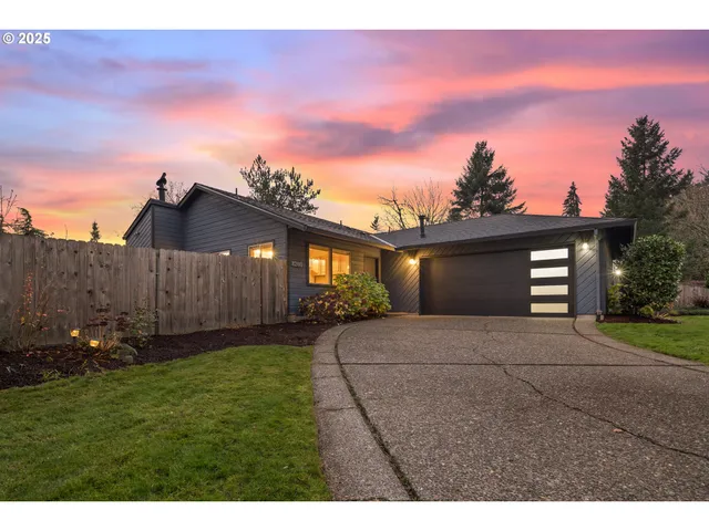 $559,900 | 8200 Southwest Piute Court, Tualatin, OR 97062