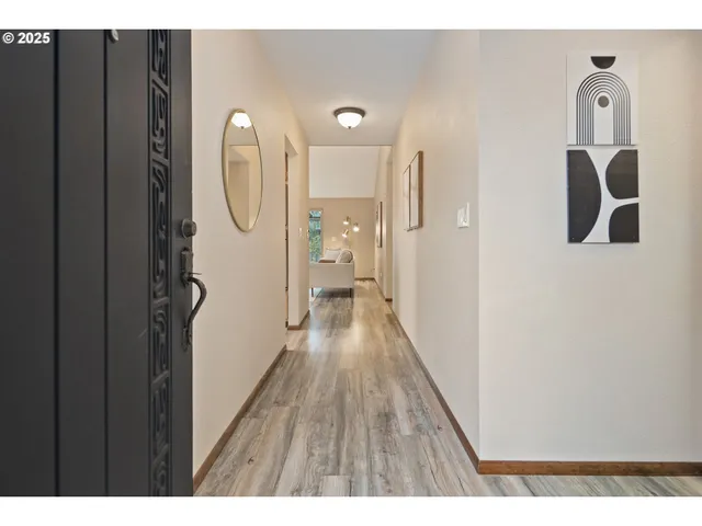 a picture of a bathroom