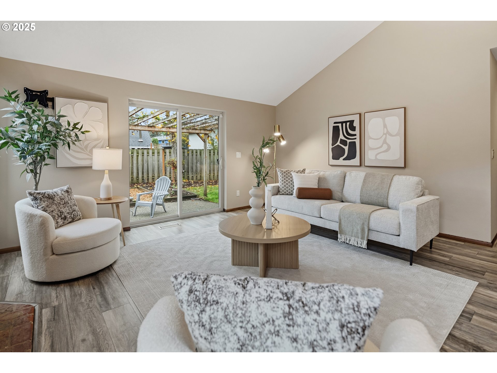 8200 Southwest Piute Court Tualatin, OR 97062 - Photo 5 of 25