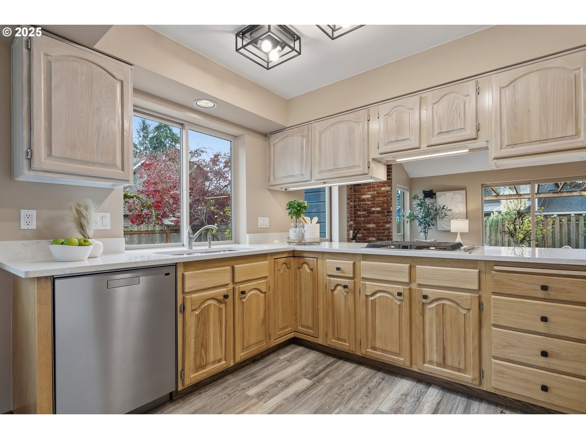 8200 Southwest Piute Court Tualatin, OR 97062 - Photo 8 of 25