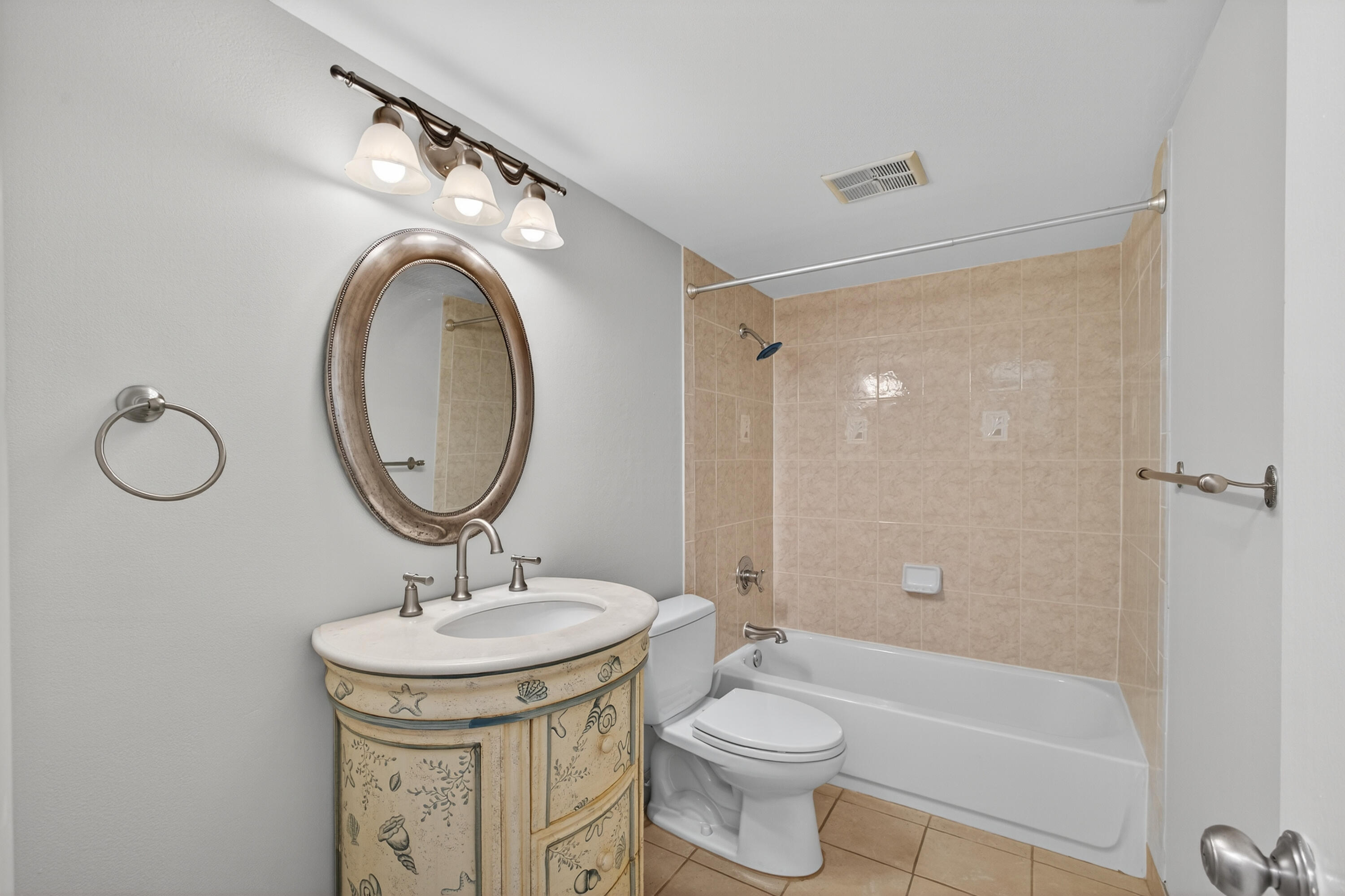 382 Golfview Road, Unit C North Palm Beach, FL 33408 - Photo 36 of 65 Guest bathroom bath/shower