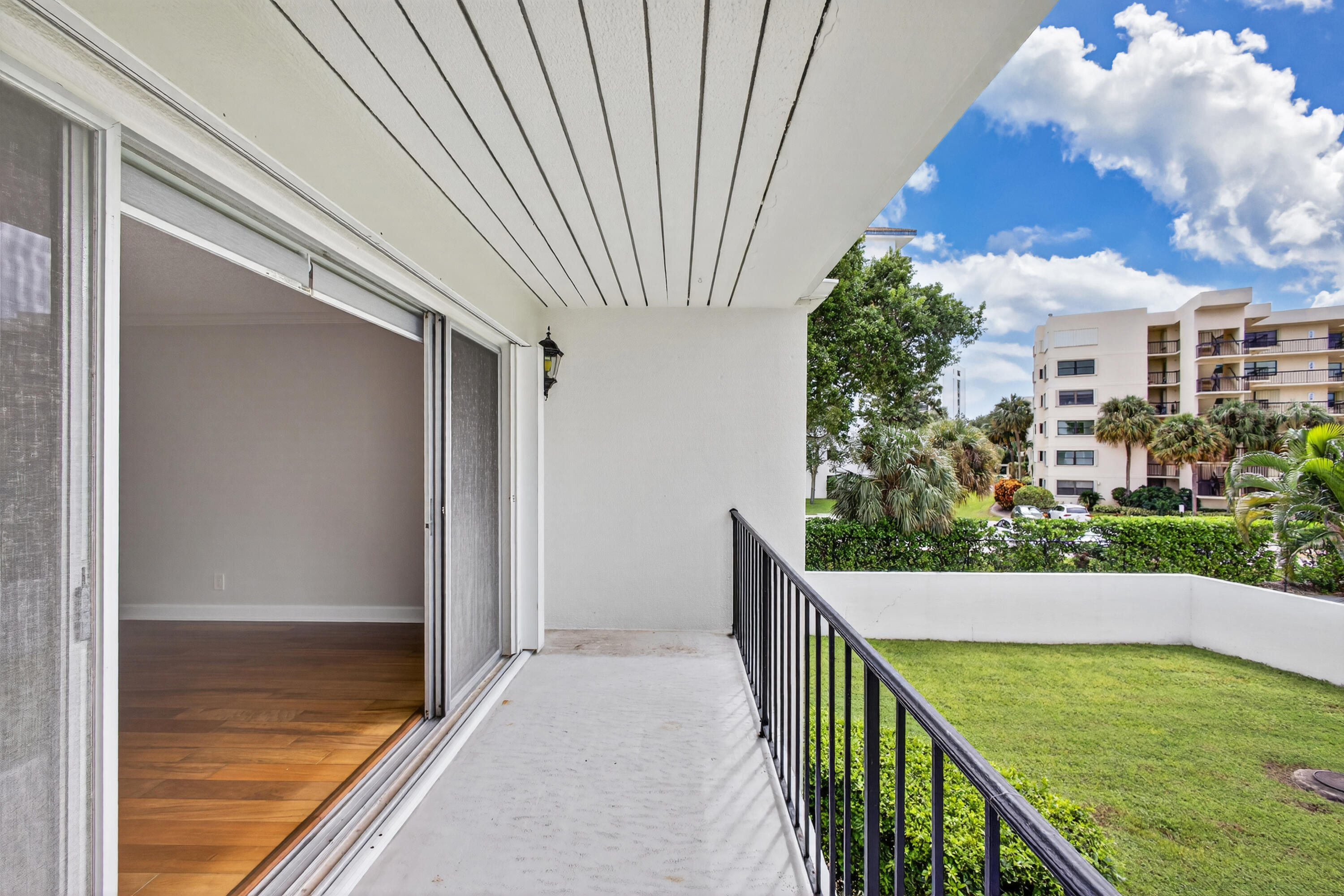 382 Golfview Road, Unit C North Palm Beach, FL 33408 - Photo 43 of 65 Spacious balcony