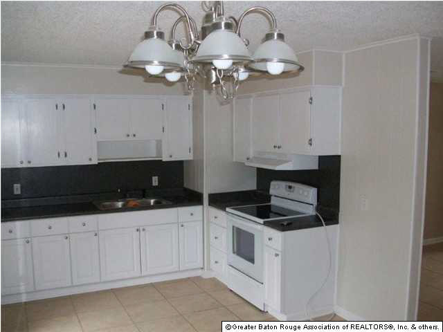 1878 Denver Drive Baton Rouge, LA 70810 - Photo 2 of 10
